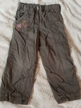 Girls Casual Olive Cargo Pants with Pink Embroidery